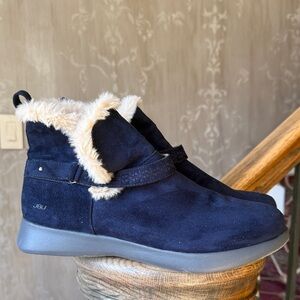 JBU NOMADIC LEATHER SUEDE UPPER LADIES booties SIZE 11 NWOT